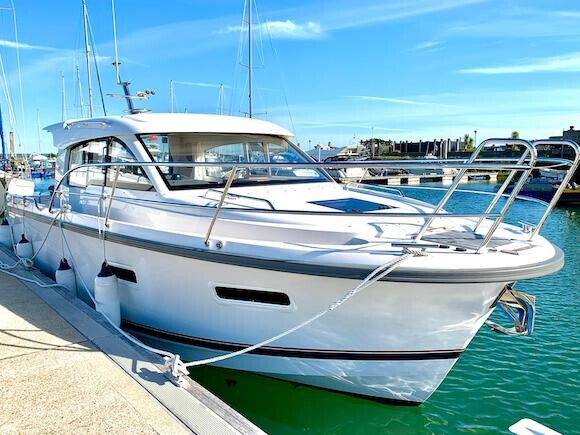 PHOTO-2025-11-27-18-15-57